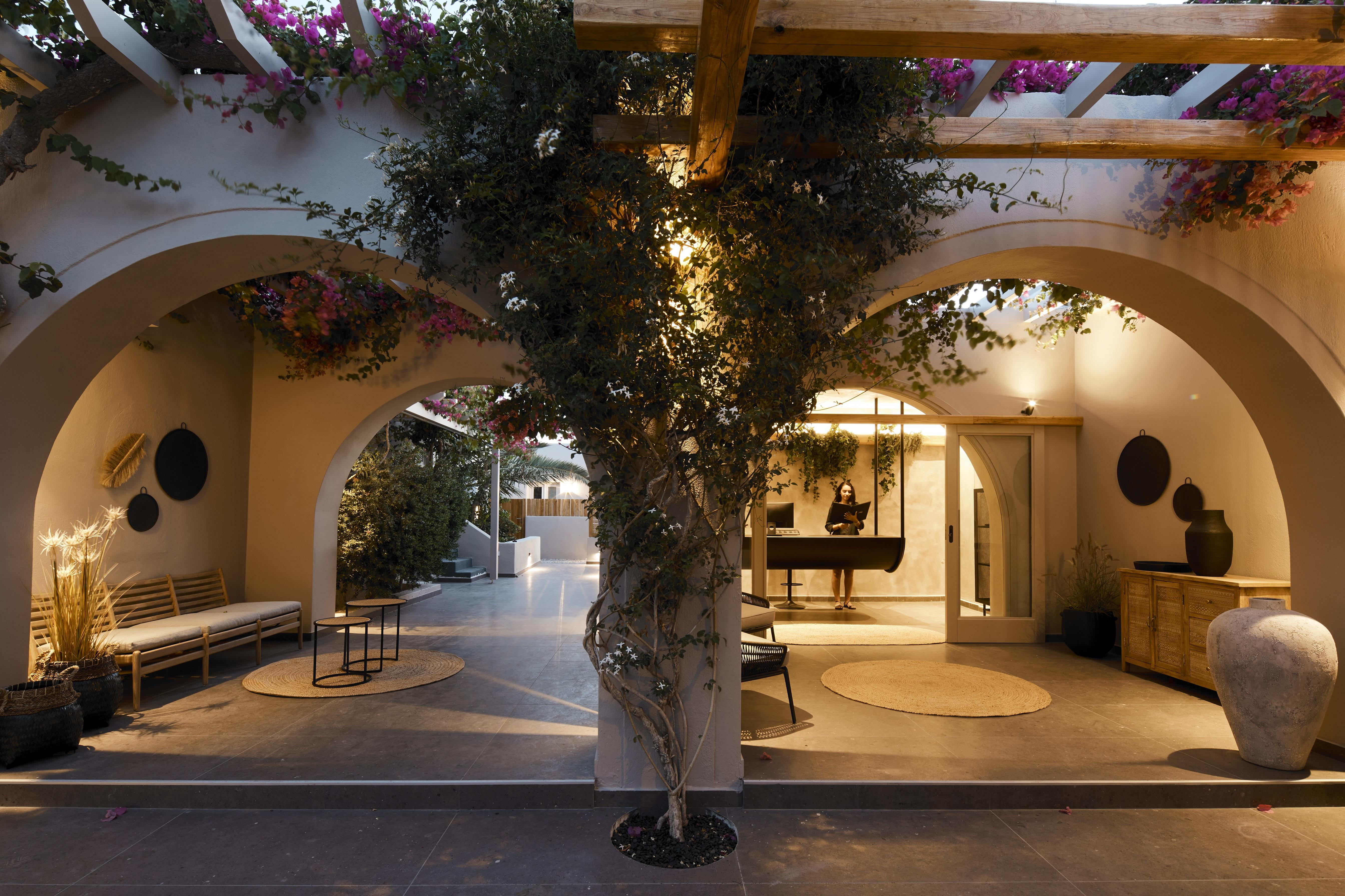 Hotel apartamentowy Marillia Village Agios Georgios (Santorini)